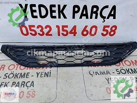 Volkswagen Taigo Ön Panjur çıkma parça