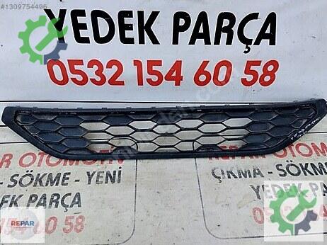 Volkswagen Taigo Ön Panjur çıkma parça