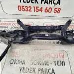 vw tiguan arka travers orijinal sökme 5qn505235