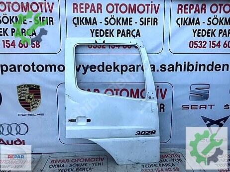 Mercedes-Benz Sağ Ön Kapı çıkma parça
