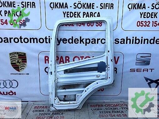Mercedes-Benz Sağ Ön Kapı çıkma parça