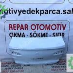 renault taliant bagaj kapağı beyaz orijinal çıkma lokallik