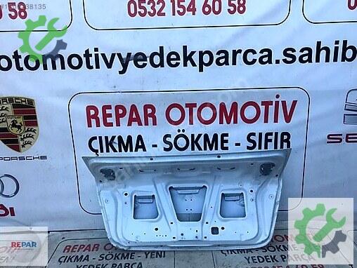 Renault Taliant Bagaj Kapağı çıkma parça