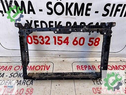Skoda Scala Ön Panel 654805303 çıkma parça