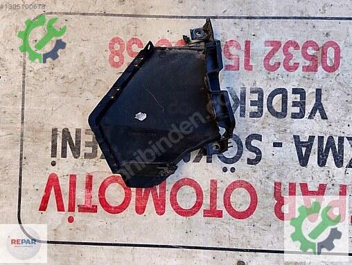 Renault Megane E-Tech Sis Farı Çerçevesi 622575904R çıkma parça