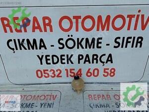 PEUGEOT 3008 YEDEK SU DEPOSU 9678514680 orijinal çıkma