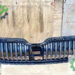 Skoda superb 2015-2019 ön panjur 3v0853653