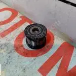 Renault Captur 2 alternatör kasnağı 119250123R Orijinal çıkma