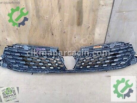Renault Clio Ön Panjur çıkma parça