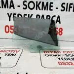renault clio 4 arka kapı camı orijinal 43r00097