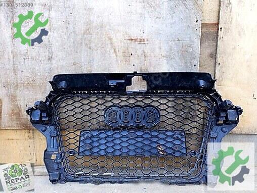Audi A3 Ön Panjur çıkma parça