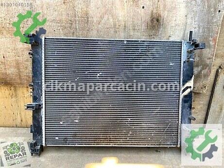 Renault Clio Su Radyatörü çıkma parça