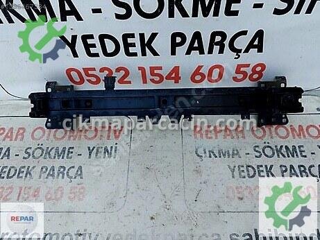 Volkswagen Passat Ön Tampon Demiri çıkma parça