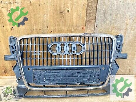 Audi Q5 Ön Panjur çıkma parça