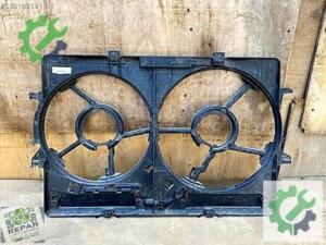 8K0121003AD – 8K0121003AE Audi A4 fan çerçevesi