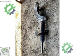 5WA413024D A3 Q2 Q3 Leon Formentor Karoq Kodiaq ön sağ taşıyıcı