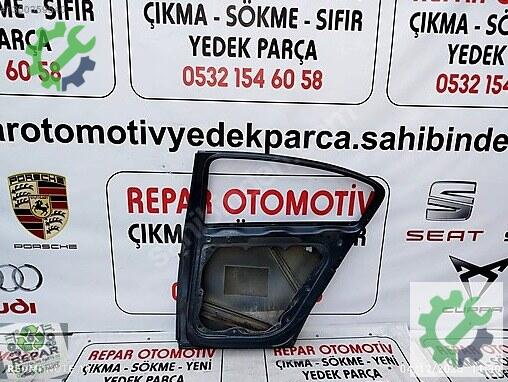 Volkswagen Passat Sağ Arka Kapı 2012-14 çıkma parça