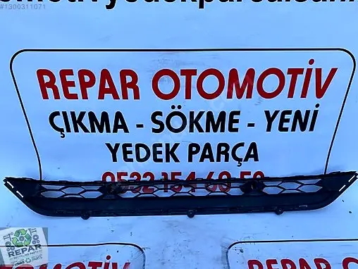 Volkswagen Tiguan Ön Panjur 5NA853677A çıkma parça