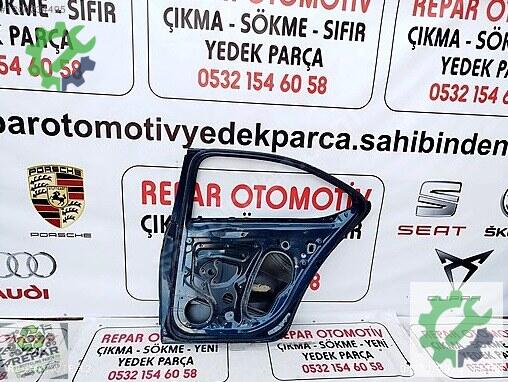 Skoda Superb Sağ Arka Kapı 8V5833312 çıkma parça
