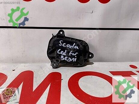 Skoda Scala Far Beyni çıkma parça