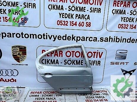 Renault Megane Sağ Arka Kapı çıkma parça