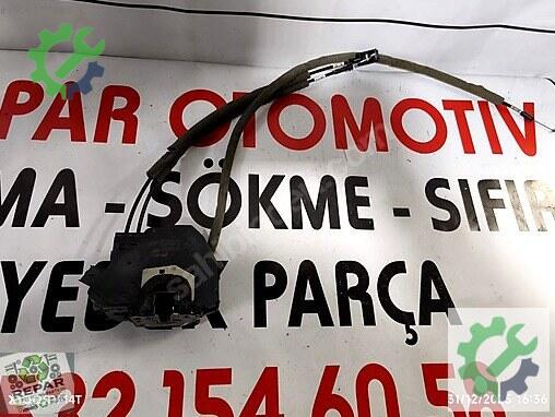 Renault Kapı Kilidi 825029568R çıkma parça