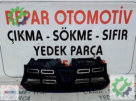 Dacia Sandero Ön Panjur çıkma parça
