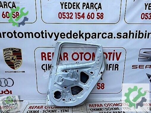 Renault Clio Sağ Arka Kapı 2013-18 çıkma parça