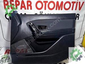 809003195R Renault express sağ ön kapı döşemesi sökme orjinal