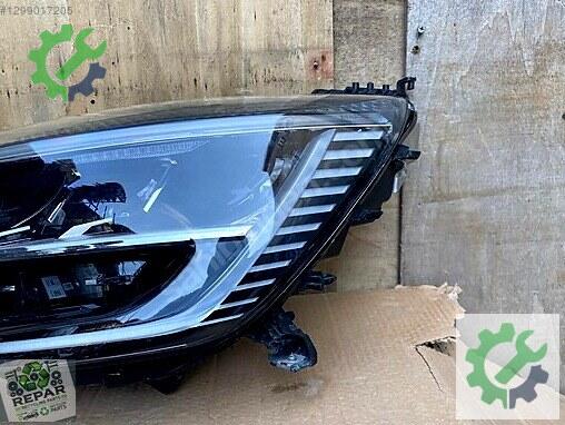 Renault Megane Sol Ön Far 260608417R çıkma parça