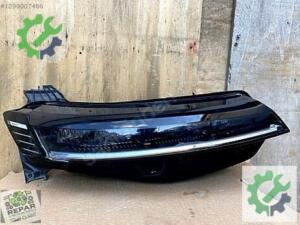 Renault magane E-tech 2024 sağ far 260103279R