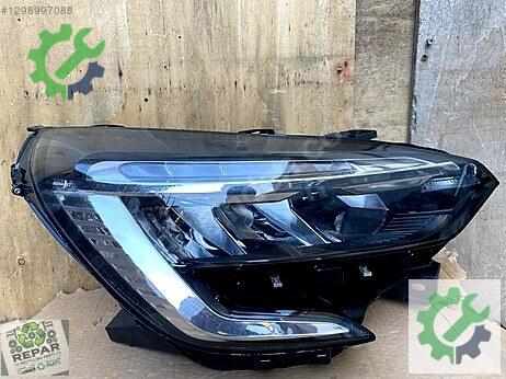 Renault Clio Sağ Ön Far çıkma parça
