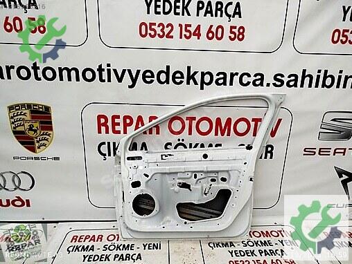 Renault Clio Sağ Ön Kapı 2019-24 çıkma parça