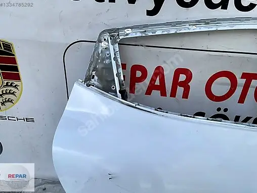 Renault Clio Sağ Arka Kapı çıkma parça