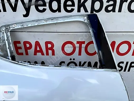 Renault Clio Sağ Arka Kapı çıkma parça