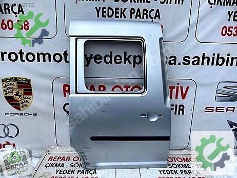 Volkswagen Caddy Sağ Kapı çıkma parça