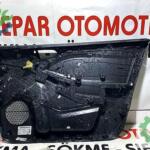 Renault clio 5 kapı döşemesi sol ön orijinal çıkma 2019-25 80901