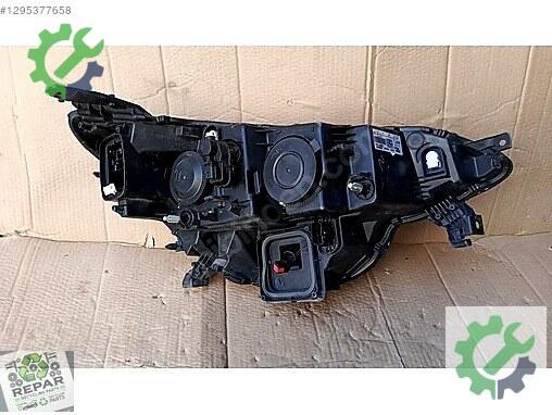 Renault Megane Sol Ön Far 260601122R çıkma parça