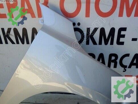 Ford Focus Sağ Ön Çamurluk çıkma parça