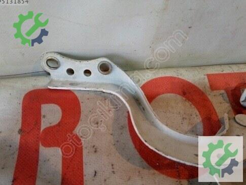 Toyota Corolla Kaput Menteşesi çıkma parça