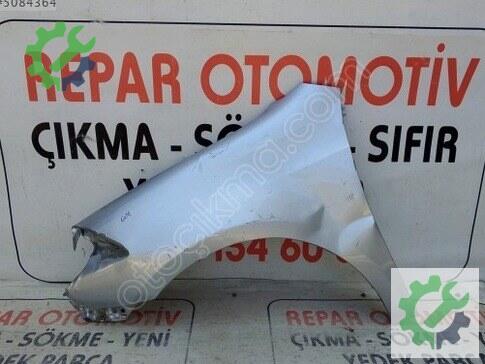 Volkswagen Golf Sol Ön Çamurluk çıkma parça