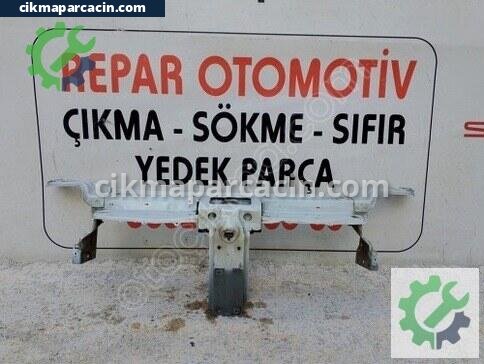 Renault Clio Ön Panel çıkma parça