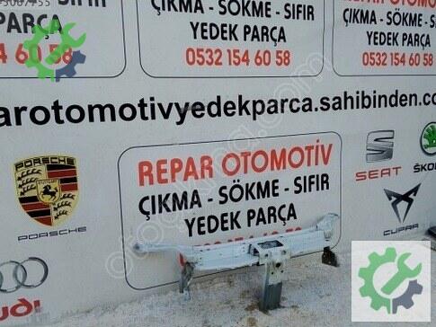 Renault Clio Ön Panel çıkma parça