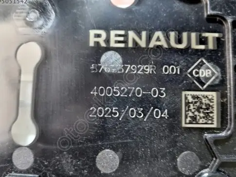 Renault Austral Ön Koltuk Başlığı 876G37929R çıkma parça