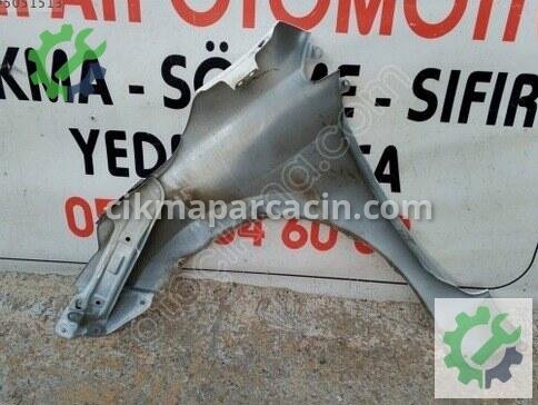 Toyota Corolla Sağ Ön Çamurluk çıkma parça