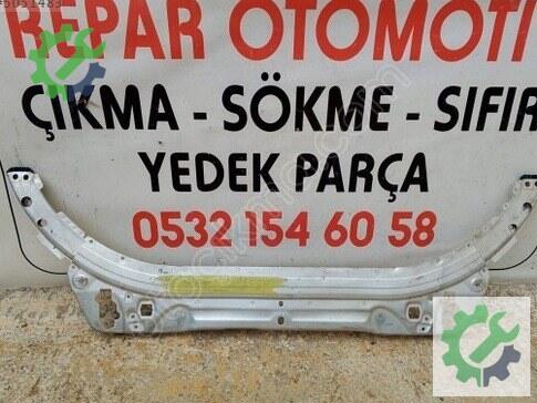 Mercedes-Benz C180 Ön Panel A2056221500 çıkma parça