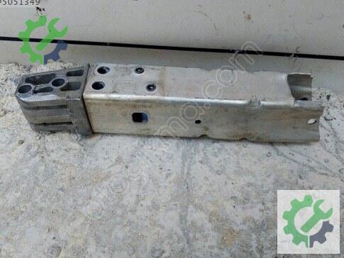 BMW 1 Serisi Ön Tampon Demiri 511110031013 çıkma parça