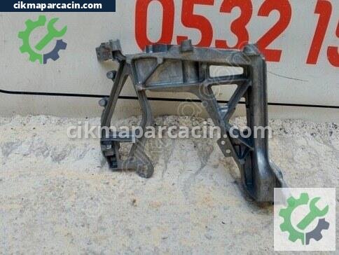 Mercedes-Benz C180 Sağ Ön Far çıkma parça