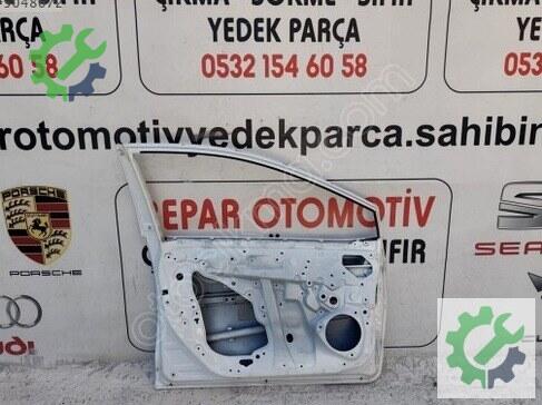 Toyota Corolla Sol Ön Kapı çıkma parça