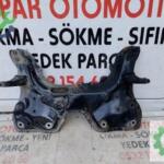 Jeep renagede  motor beşiği orjinal çıkma 18-20
